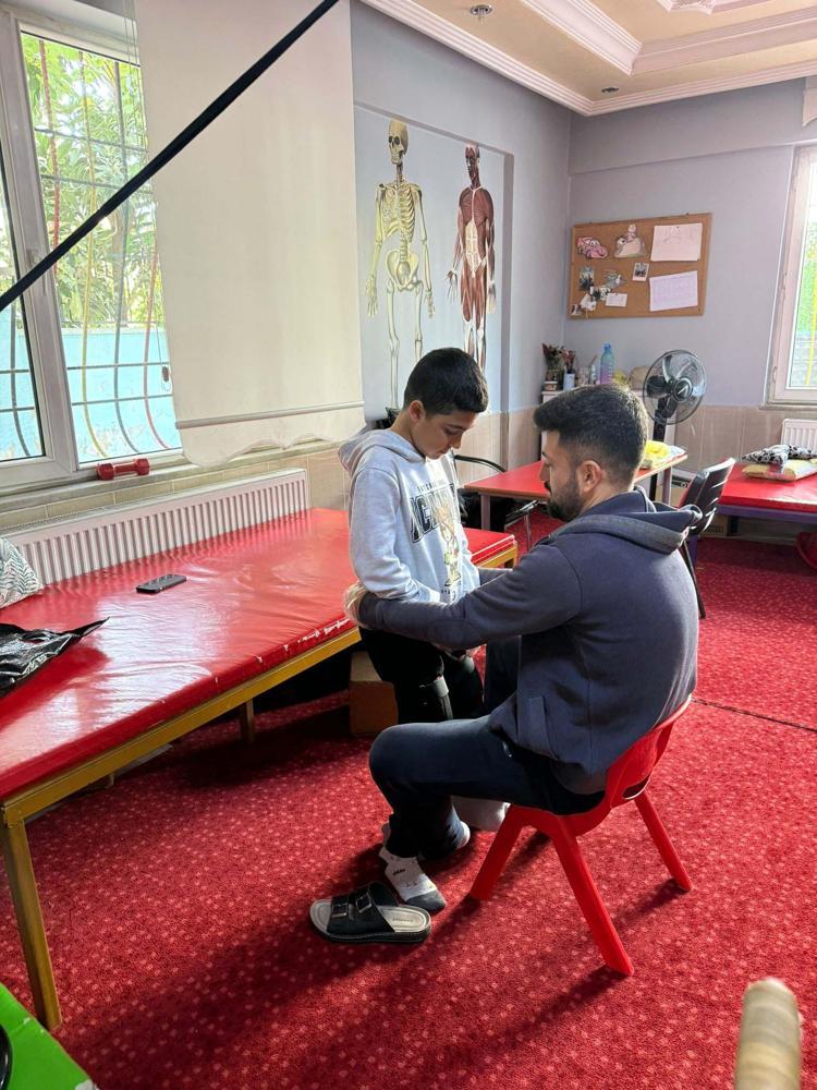 YAŞITLARI GİBİ KOŞMASINI İSTİYORUZ