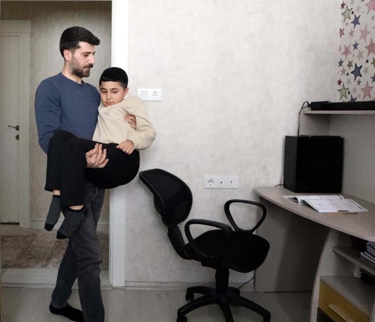 EN ÇOK KOŞMAYI, YÜRÜMEYİ İSTİYORUM