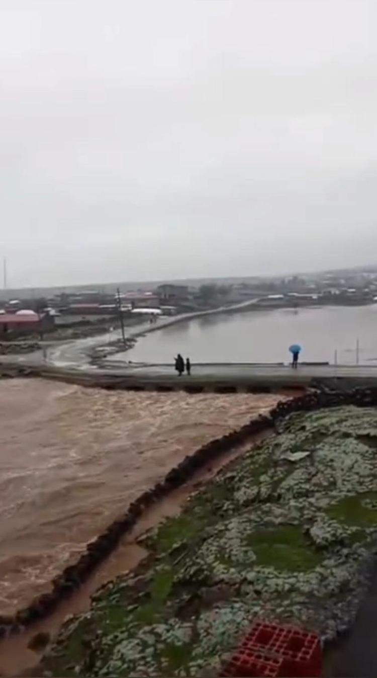 YOLLARDA ÇÖKME, KÖPRÜDE HASAR