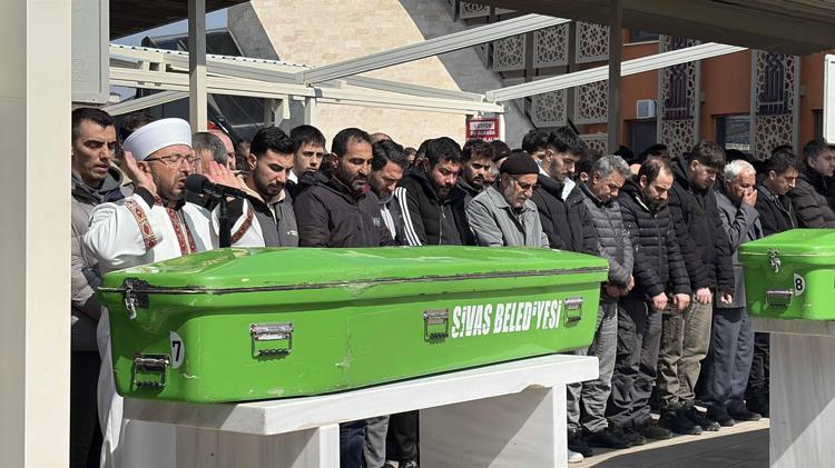 TEDAVİSİ SÜRÜYOR