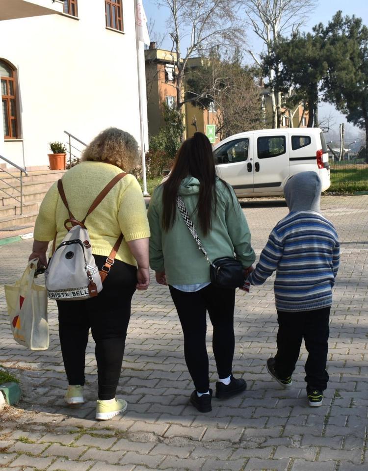 ANNE İLE OĞLUNUN İLK FOTOĞRAFINA DHA ULAŞTI
