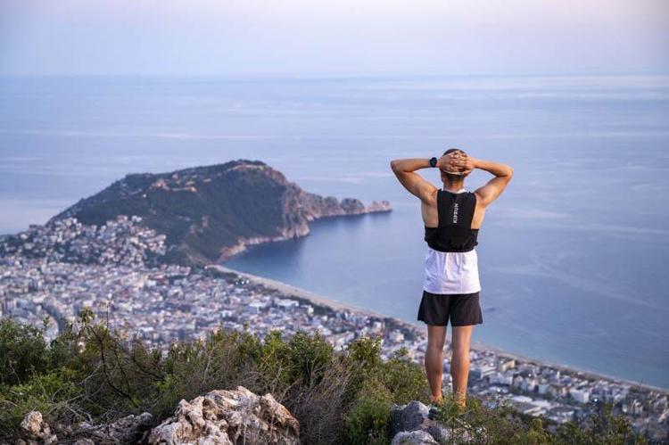 ALANYA SPOR ŞEHRİ KİMLİĞİNİ GÜÇLENDİRİYOR