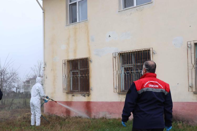 ‘BAŞTA FINDIK OLMAK ÜZERE 300’DEN FAZLA ÜRÜNE ZARAR VERİYOR’