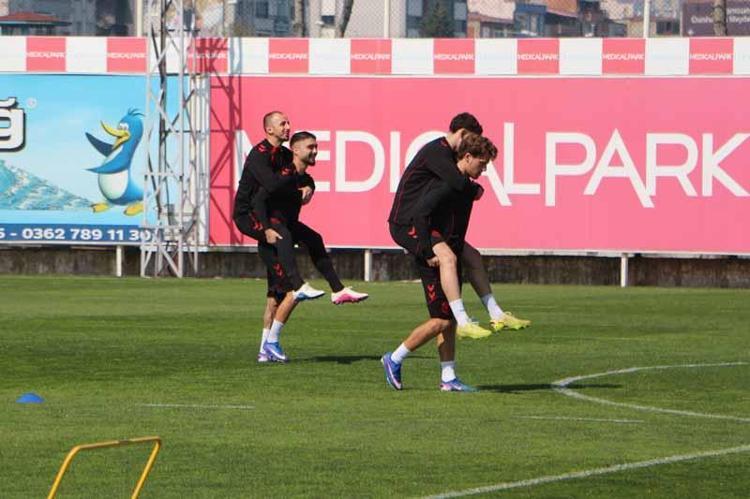 ‘BAŞARI SADECE SIRALAMAYLA İLGİLİ DEĞİL, UZUN VADEDE DEĞERLENDİRİLMESİ GEREKEN BİR KAVRAM’