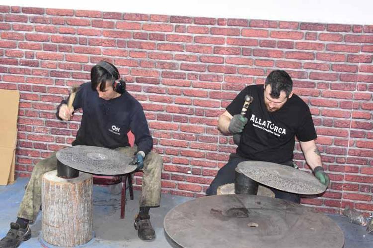 BİZİ AYIRAN ÖZELLİK, BUTİK ÇALIŞMAMIZ