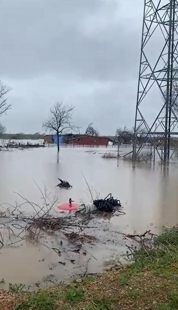 KARACABEY’DE SU BASKINI