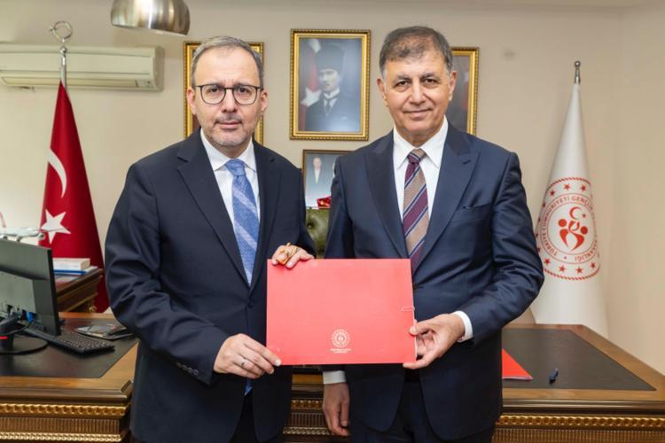 TUGAY: TÜM İZMİRLİLER BEKLİYOR