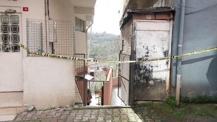 EVDE YATAKTAN FIRLADIM