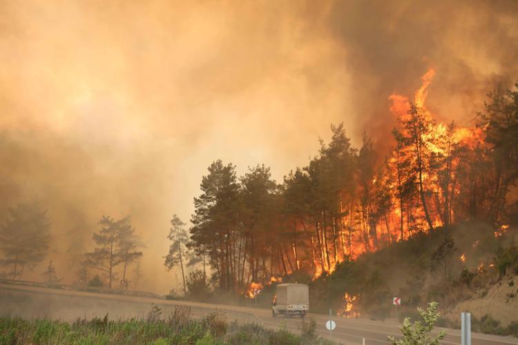 SEBEBİ BİLİNMEYEN 1012 YANGIN