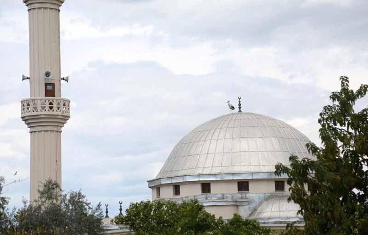 KÖYÜMÜZÜ TERK ETMEDİLER