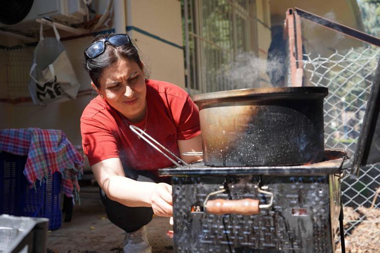 AMAÇ, HASTALARI YENİDEN ÜRETEN BİREYLER HALİNE GETİRMEK