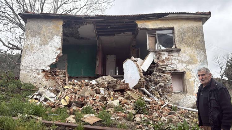 DEVLETİN VERDİĞİ YAŞLILIK MAAŞIYLA GEÇİNİYORUM’