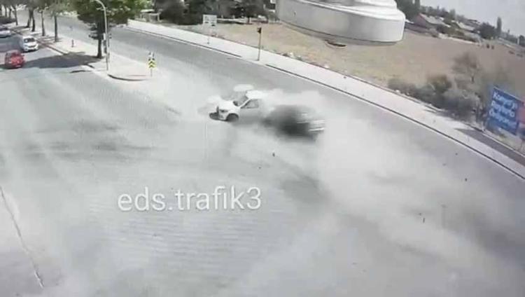 229 KİLOMETRE HIZLA ÇARPTIĞI TESPİT EDİLDİ