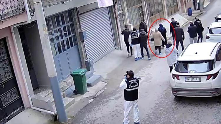 CESET PARÇALARINI NEREYE ATTIĞINI GÖSTERDİ