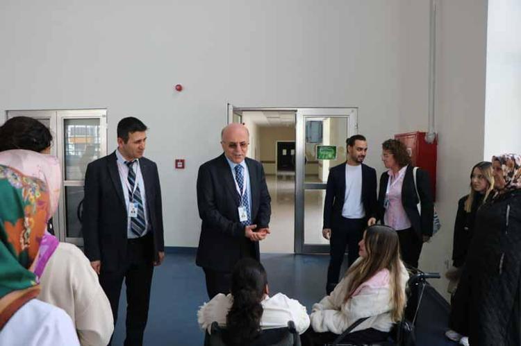 ‘TÜM İNSANLIĞA DOKUNMAYI HEDEFLEYEN BİR PROJEYLE KARŞINIZDAYIZ’