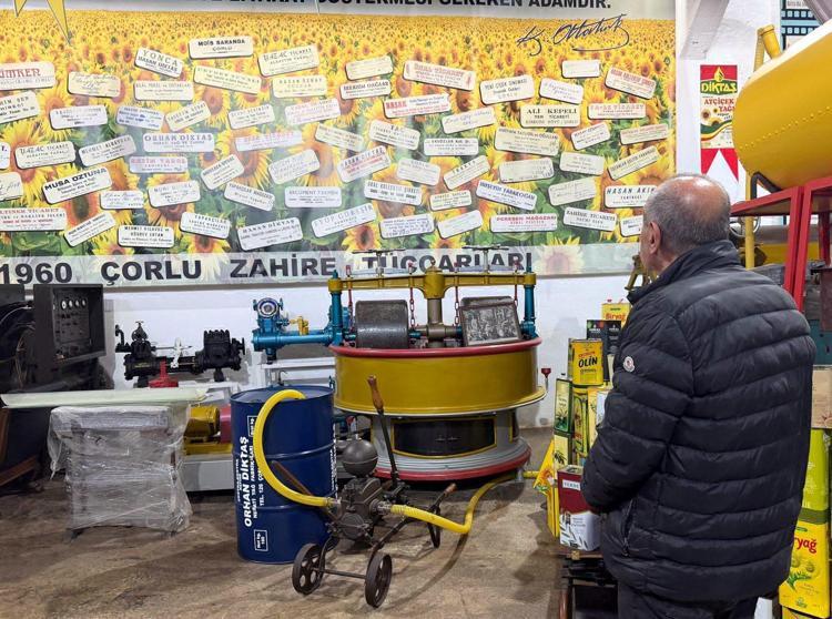 EN ESKİ MAKİNE 1860 YILINA AİT