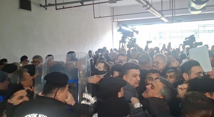 GİRİŞLERİNE İZİN VERİLMEDİ