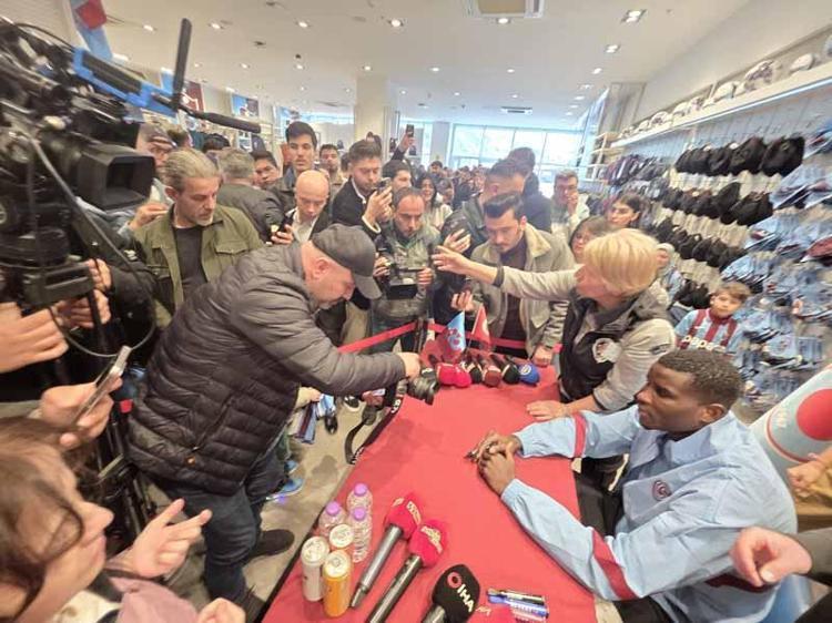 ONUACHU: MAÇLARIMIZI KAZANIP YOLUMUZA BAKMALIYIZ