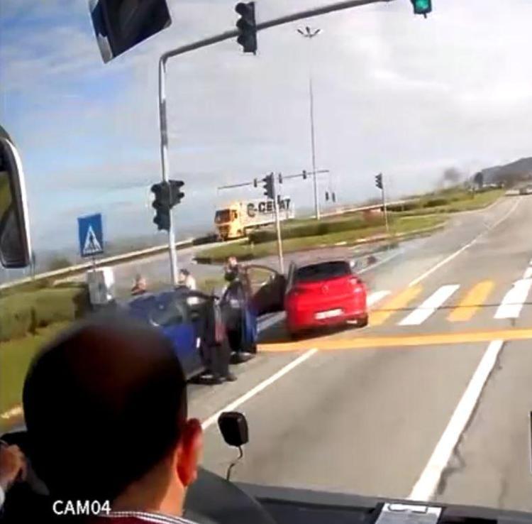 ‘EMSAL NİTELİKTE KARAR ÇIKMASINI BEKLİYORUZ’