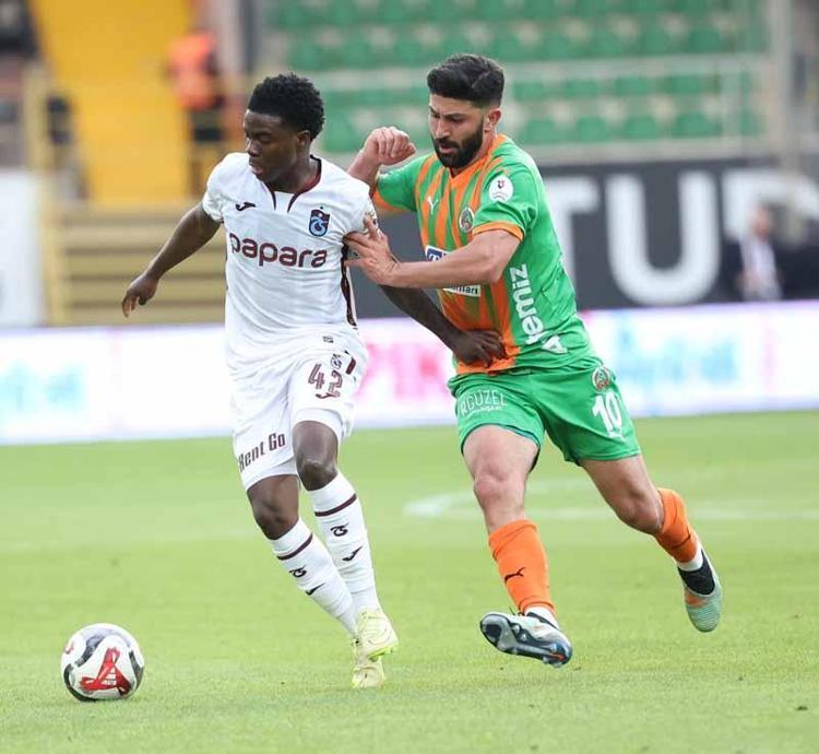 HAVA TOPLARINDA AVRUPA ZİRVESİ