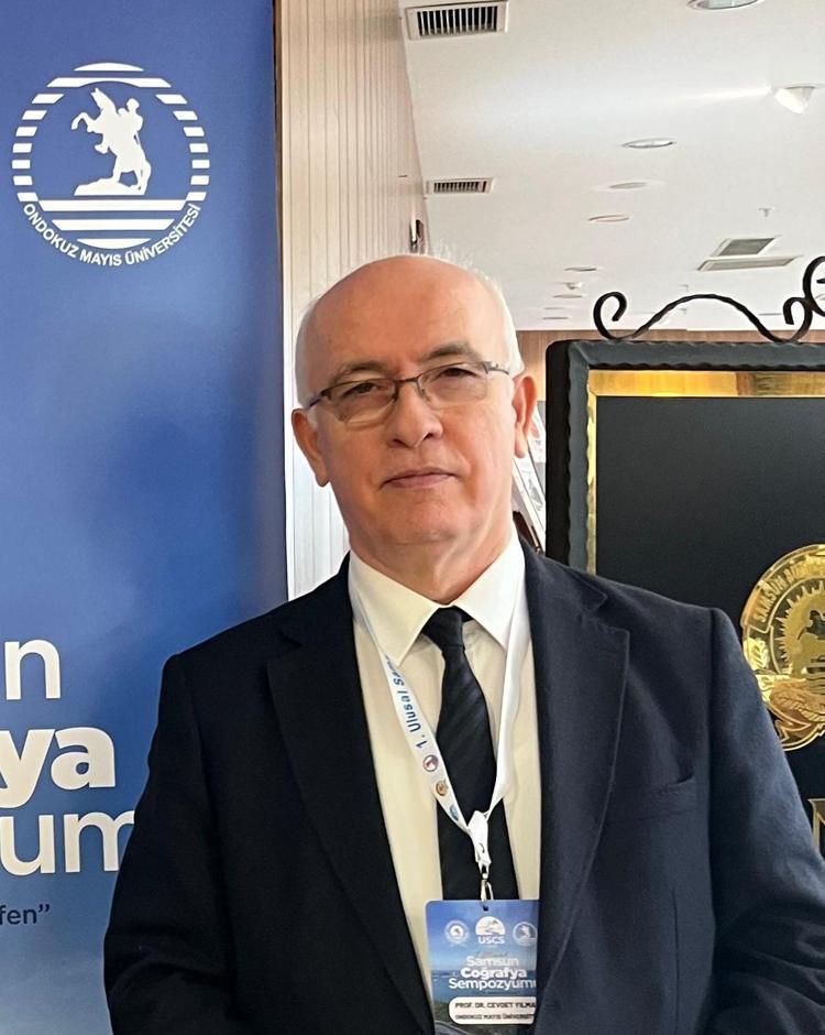 ‘YENİDEN YERLEŞİM SÜRECİ YALNIZCA KONUT ÜRETİMİ OLARAK GÖRÜLMEMELİDİR’