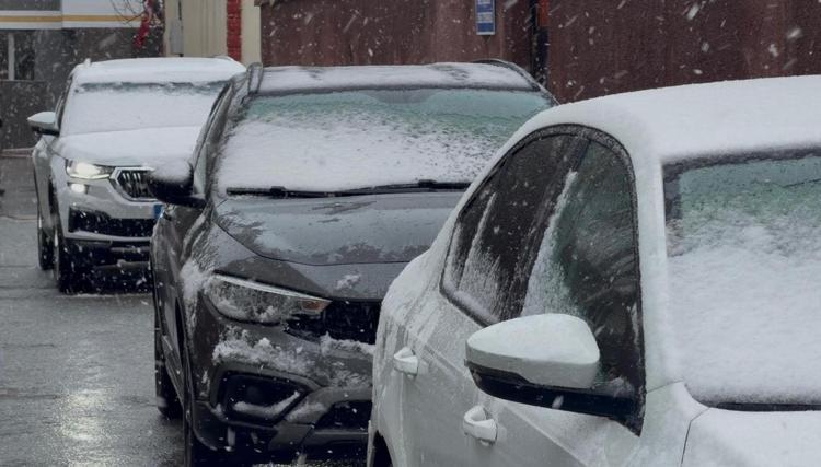 55 KÖY YOLU KAPANDI