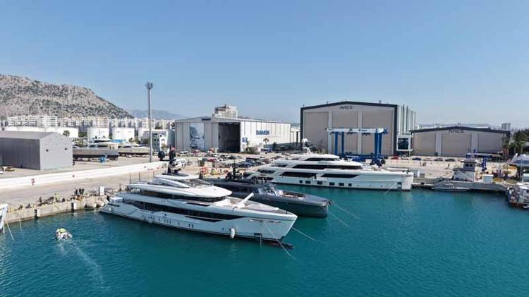 SEKTÖRDE 4 BİN 500 İSTİHDAM