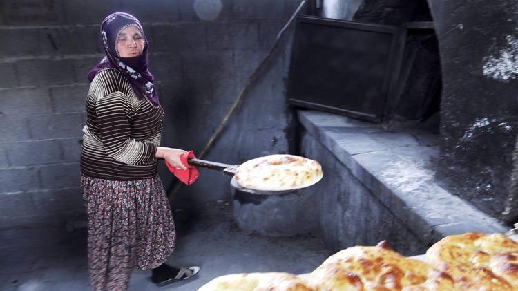 BİR-İKİ SAAT İÇİNDE MAYALANIR