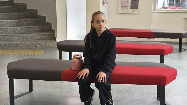 TOPLAM 881 LİRA BİRİKTİRMİŞİM