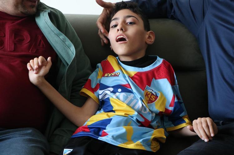 ‘MAÇLARI ÇOK SEVER’