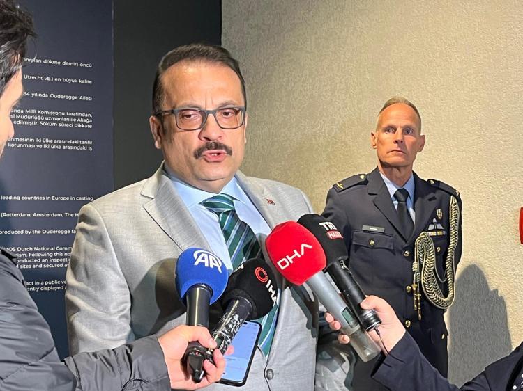 HOLLANDA İLE İLİŞKİLERİNİN KÜLTÜR ALANINDA BU NOKTAYA GELMESİ SEVİNDİRİCİ’