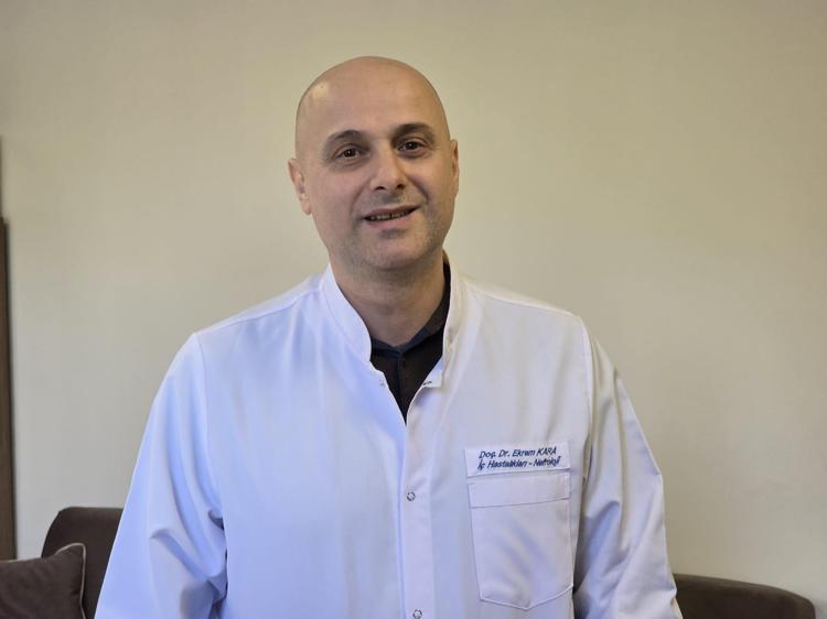 DİYALİZ SEANSLARI SIRASINDA OKUMA-YAZMA VERMEYE BAŞLADIK