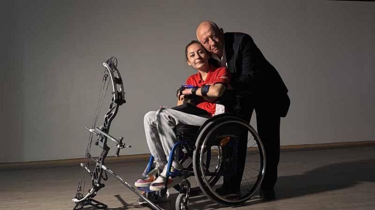 AİLEMİ GURURLANDIRMAK İSTİYORUM