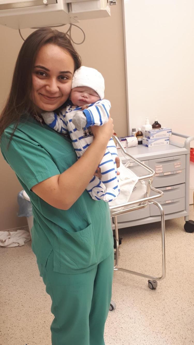 ARKADAŞIMIN MEZARINI BULUP DUA ETTİM