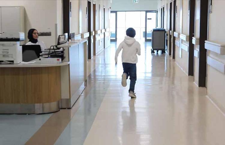 ‘AYAKKABI GİYEBİLİYOR, KOŞABİLİYORUM’