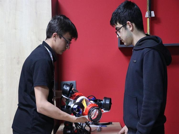 BU ÇOCUKLAR DEHA SEVİYESİNDE İŞLER ORTAYA KOYUYOR