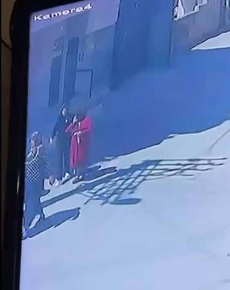 ÇOCUKLARIMIN RIZKINI ALDILAR