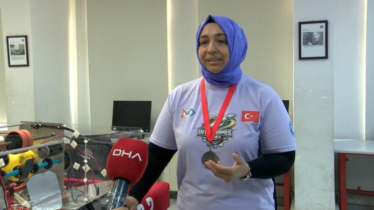 GENÇLERE İNANMAK GEREKİYOR