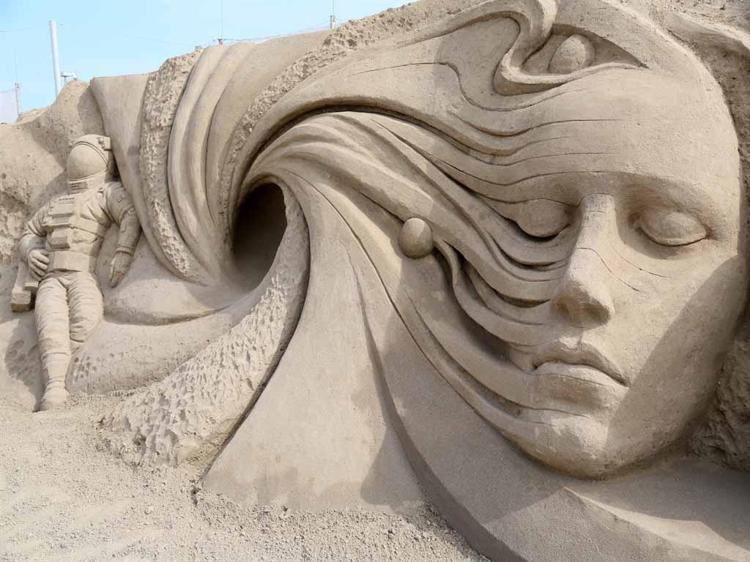 BU YILA 15 YENİ ESER