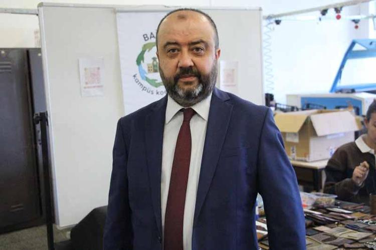 ‘YÖNETİM KURULUNDA DA ÖĞRENCİLERİMİZ VAR’