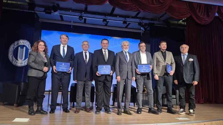 LALE ORTA: FUTBOL ZİRVEMİZ FUTBOLDAKİ ÖNEMLİ LİDERLERİ BİR ARAYA GETİRDİ