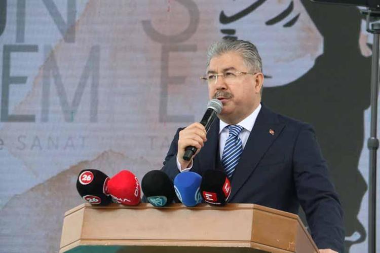 YUNUS EMRE KARDEŞLİĞİ YENİDEN İNŞA ETMİŞTİR