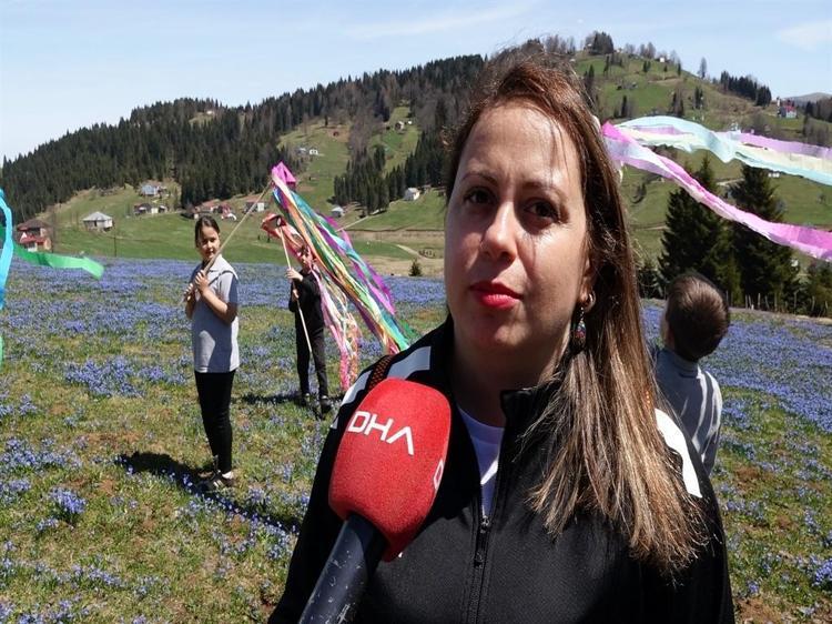 ‘OKULLARDA OLUŞAN OLUMSUZ HAVAYI ÇİÇEKLERLE DAĞITMAK İSTEDİK’