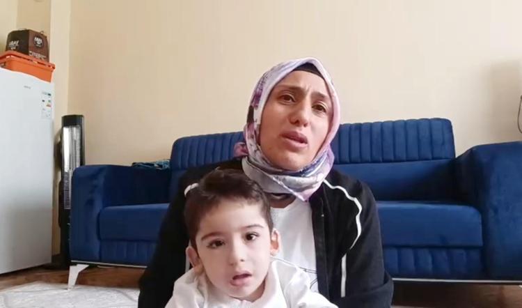 KEREM GÖZÜMÜN ÖNÜNDE ERİYİP GİDİYOR