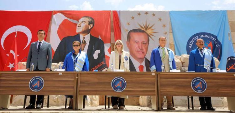 BİLİM ÇOK SESLİLİĞİN OLDUĞU YERDE GELİŞİR