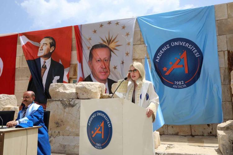 PATARA BİLİMSEL HAFIZAMIZDA AYRI BİR YERE SAHİP