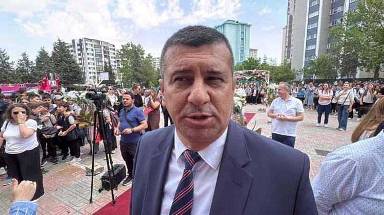 ‘CANIGÖNÜLDEN KUTLUYORUM’