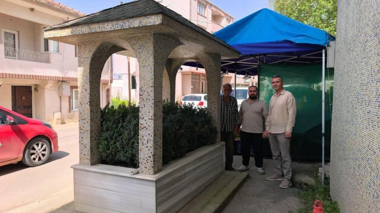 SONUÇTA BURADA YATAN BİRİ VAR