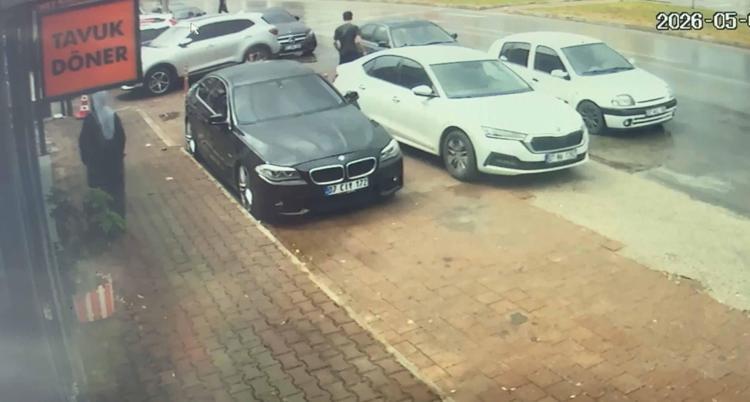 ŞÜPHELİNİN KAÇIŞI KAMERADA