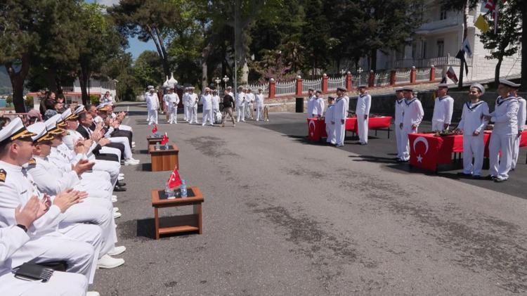 TÜRK SİLAHLI KUVVETLERİNİN, TÜRK MİLLETİNİN EVLATLARINA NE KADAR SAHİP ÇIKTIĞINI GÖSTERİYOR